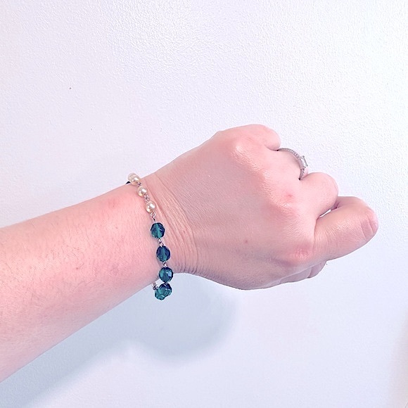 🆕Teal Swarovski Faucet Crystals Family Symbolic Antique Glass Pearls Bracelet - Picture 2 of 16